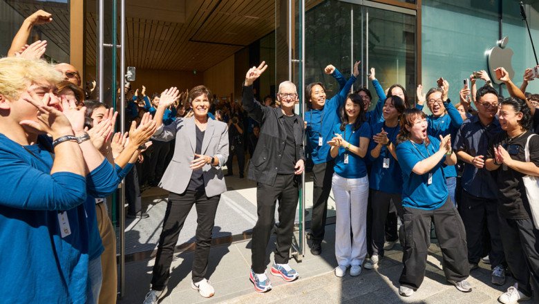 Apple reopens iconic Ginza store to thousands of excited customers